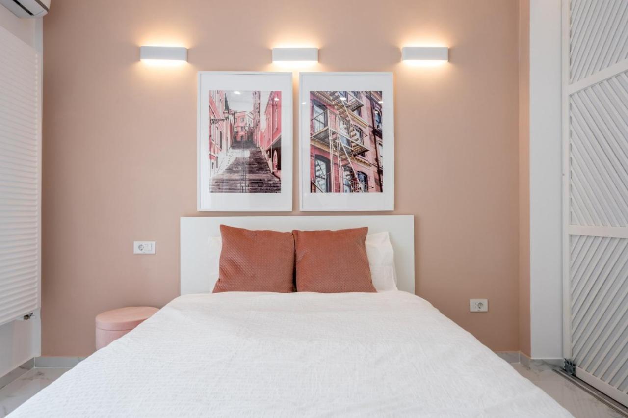 Fantastic City Center Apartment Bucureşti Ngoại thất bức ảnh